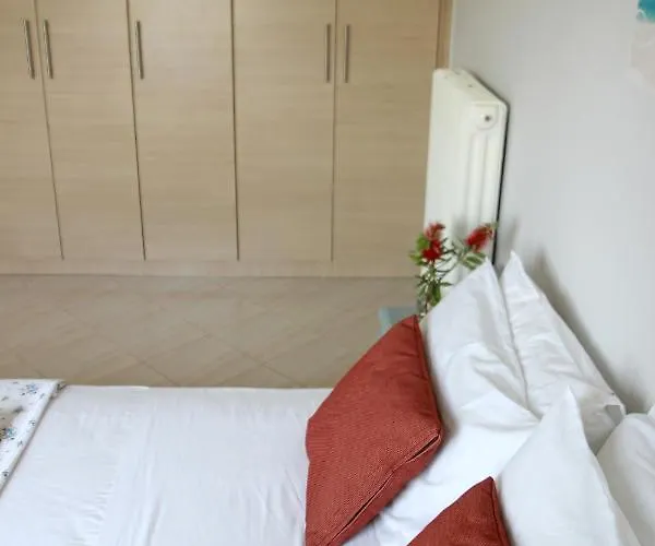 Bellisima Campagna Pelekapina -chania Crete * Chania (Crete)